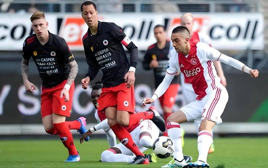 开练了！快船官方晒球员训练照：保罗+比尔+大洛等新援都已加入