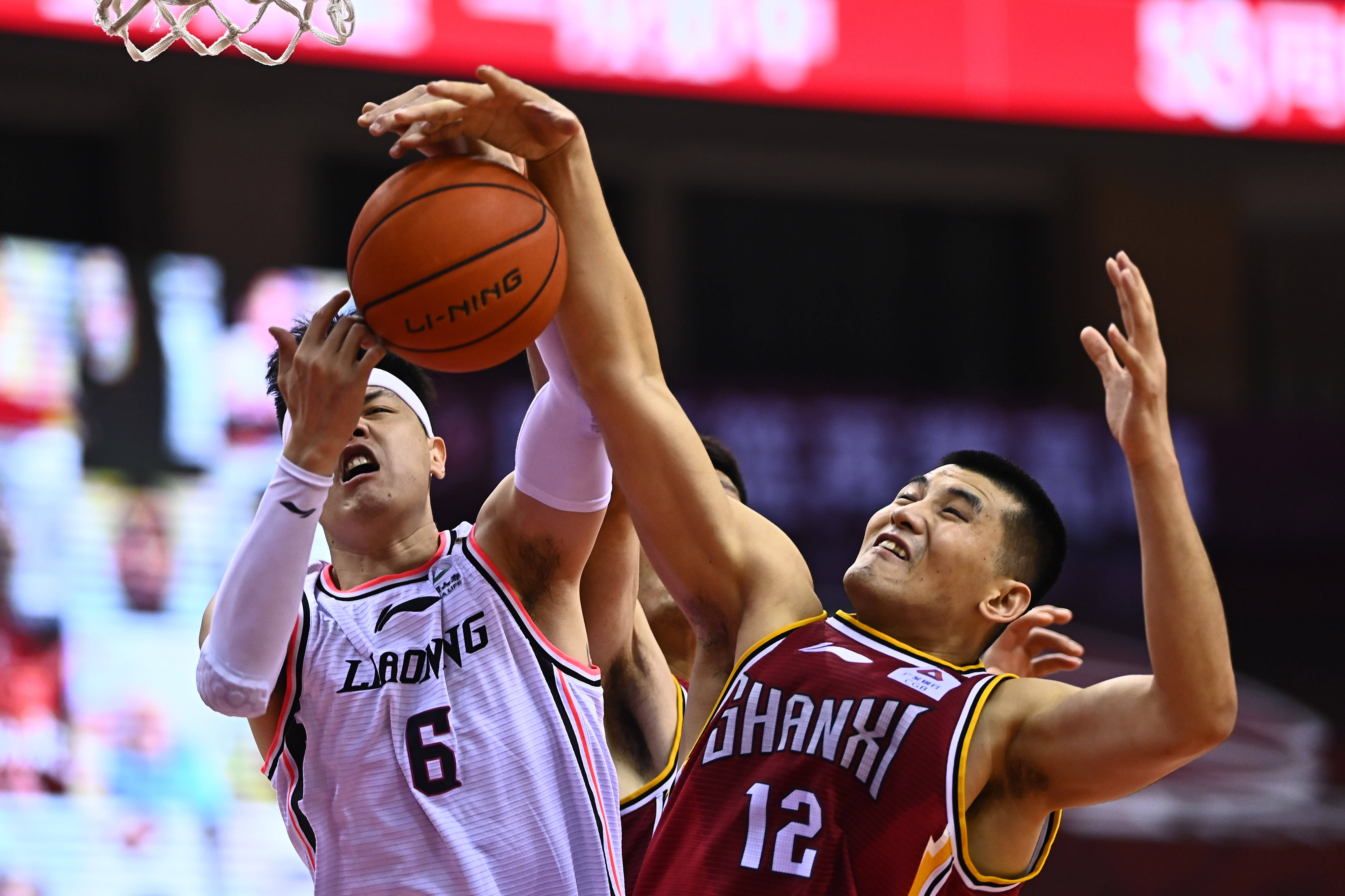 慑力是众所 慑力是众所