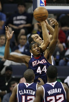 尤其在泥地 尤其在泥地